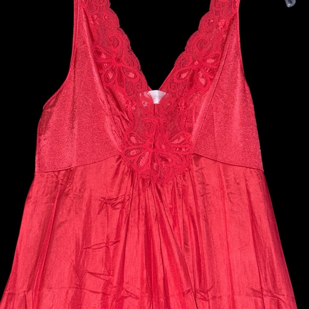 Vintage Shadowline Red Satin Lace Peignoir Set Gown & Robe Medium EUC